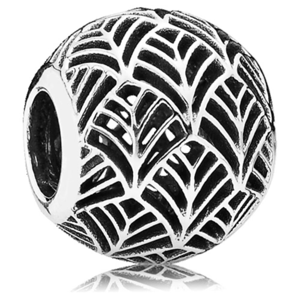Pandora Tropicana Travel Charm